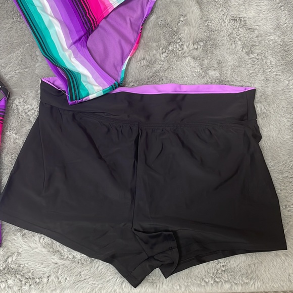 Gerry-girls 3 piece (Bikini set + yoga shorts size 16) - Picture 4 of 7